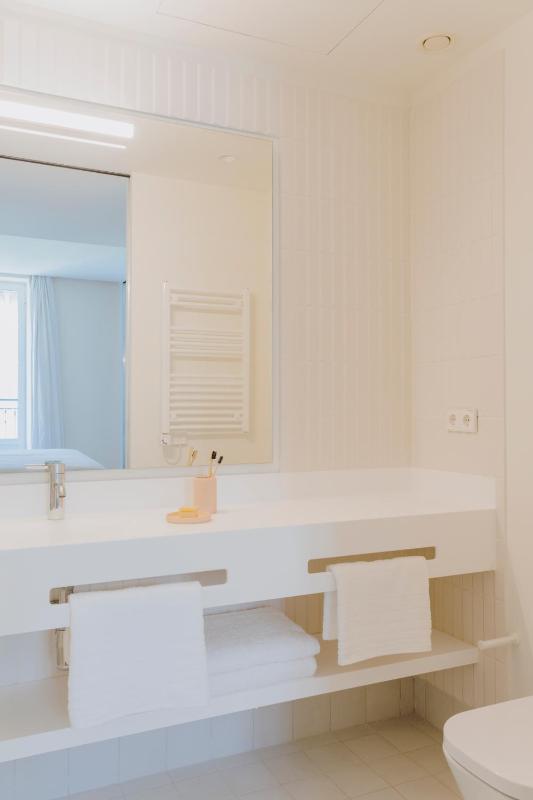The Passage Apartments - image 38