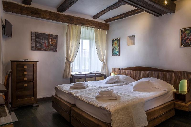 Standard Double or Twin Room image 2