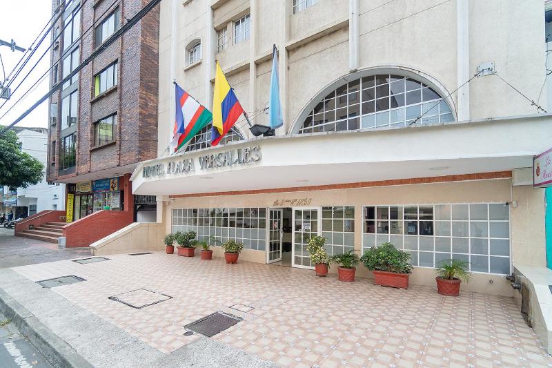 Hotel Plaza Versalles - image 11