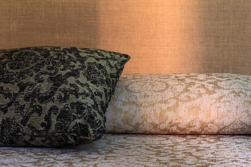 Single Room with Shared Toilet image 3