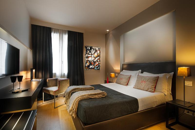 Junior Suite image 3
