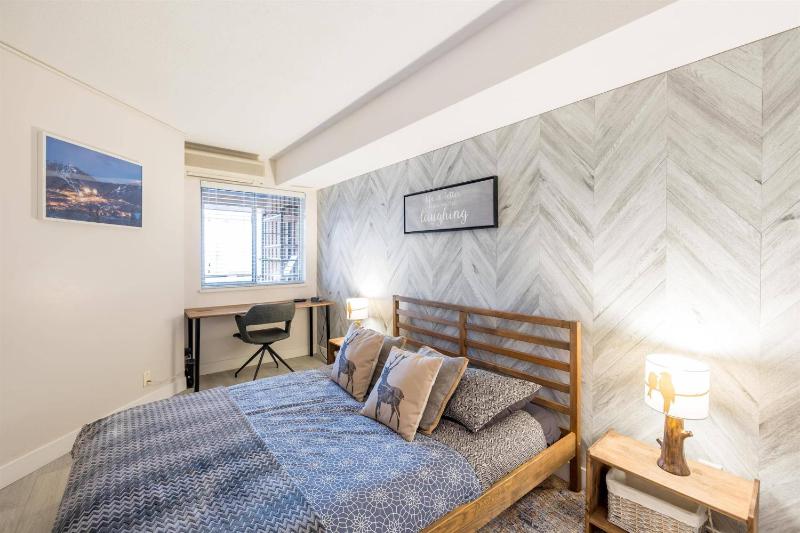 1BR plus Den in Marketplace Lodge Village Location Mountain Views Complex Hot Tub - image 14