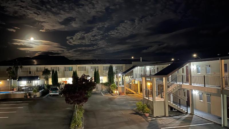 Chantillys Motor Lodge - image 48