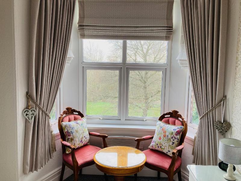 Superior Double or Twin Room with Sea View image 3