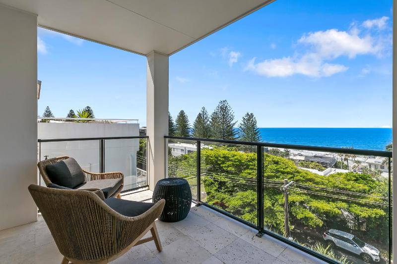 Ocean Viewpoint - Stunning Sunshine Beach Views - image 15