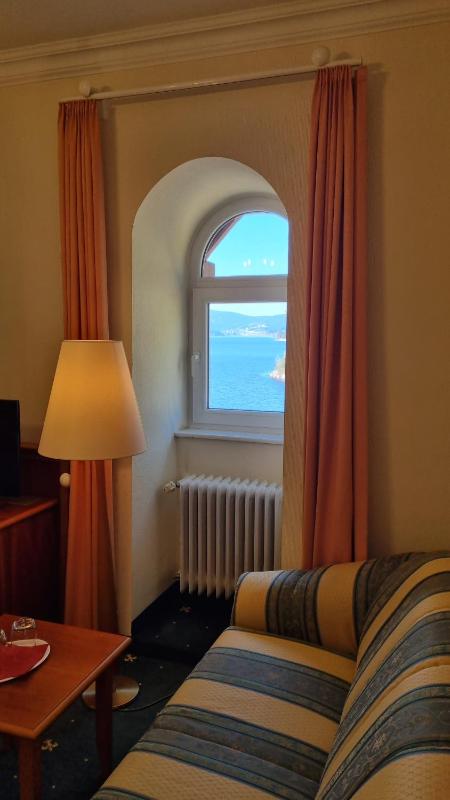 Superior Double Room image 3
