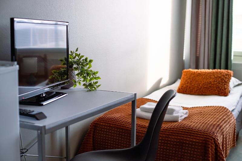 Twin Room with Shared Toilet image 4