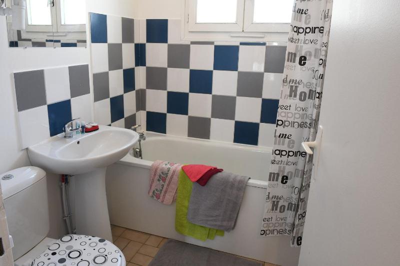 Two-Bedroom Apartment image 3