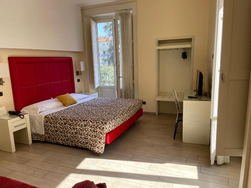 Blurooms - image 4