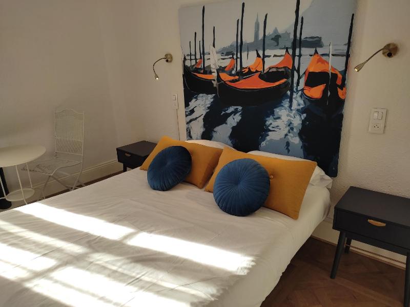 Superior Double Room image 1