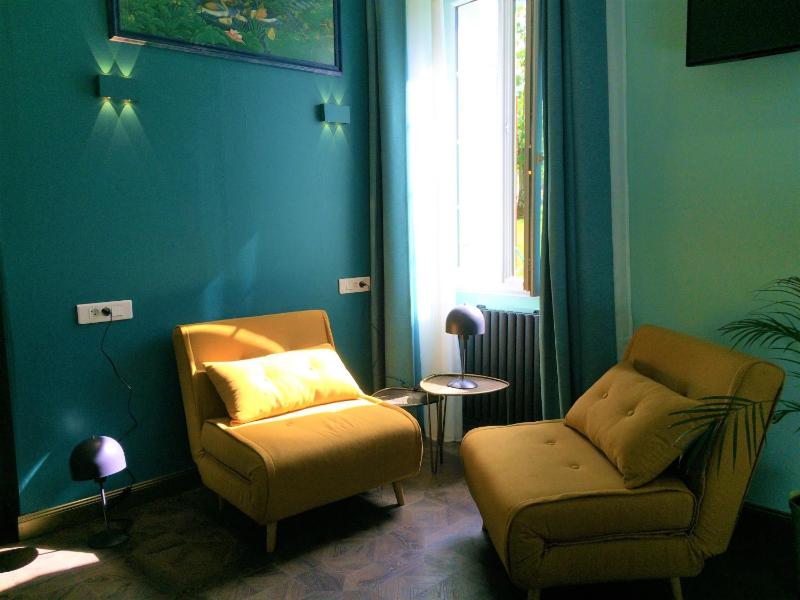 Quadruple Room with Garden View image 4