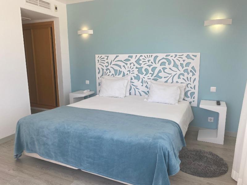 Double Room image 1