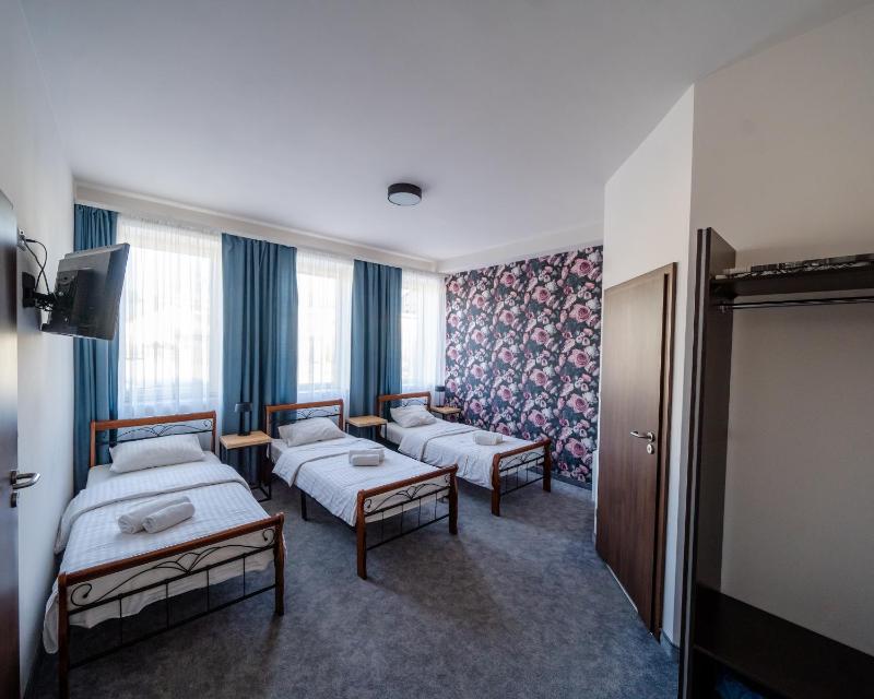 Triple Room image 3