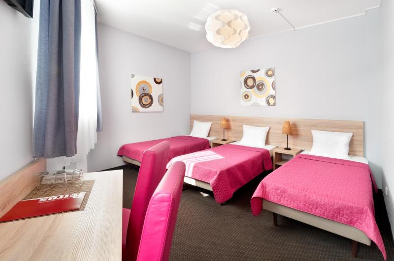 Triple Room image 2