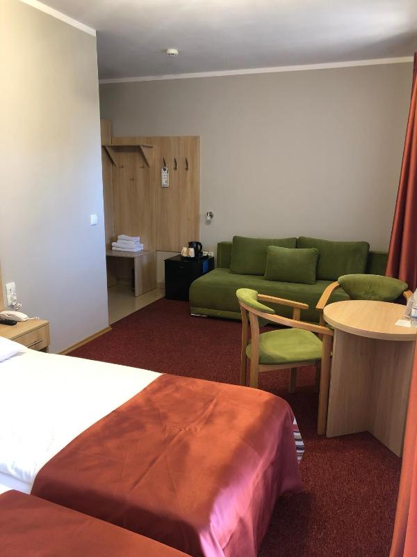 Standard Twin Room with Sofa and Terrace image 1