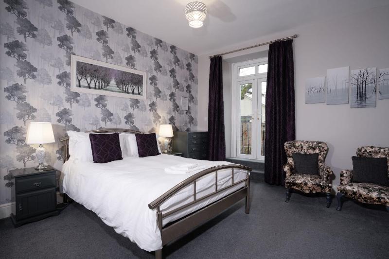 Premier Room 5 image 1
