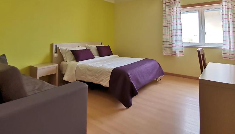 Standard Double Room image 2