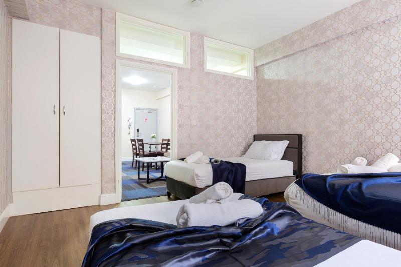 One-Bedroom Superior Apartment image 3