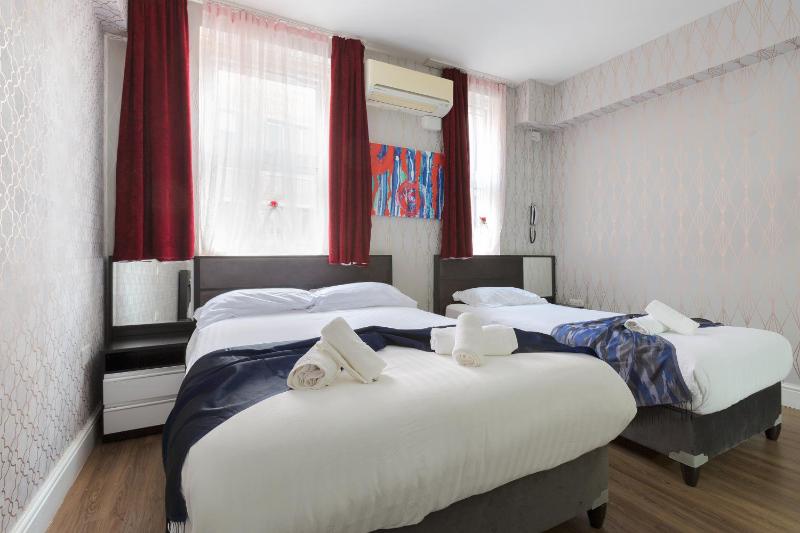 One-Bedroom Superior Apartment image 4