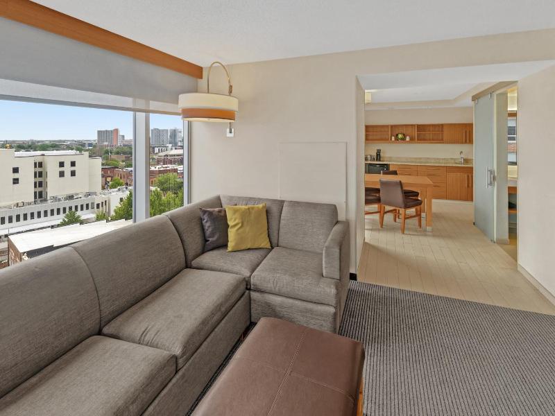 King Suite image 3