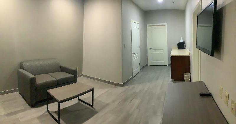 King Suite image 4