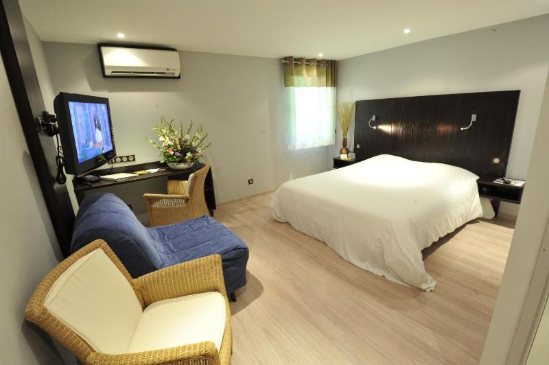 Triple Room image 3