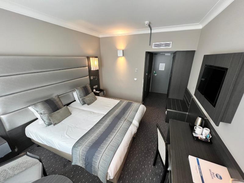 Best Western Hotel Royal Centre - image 12