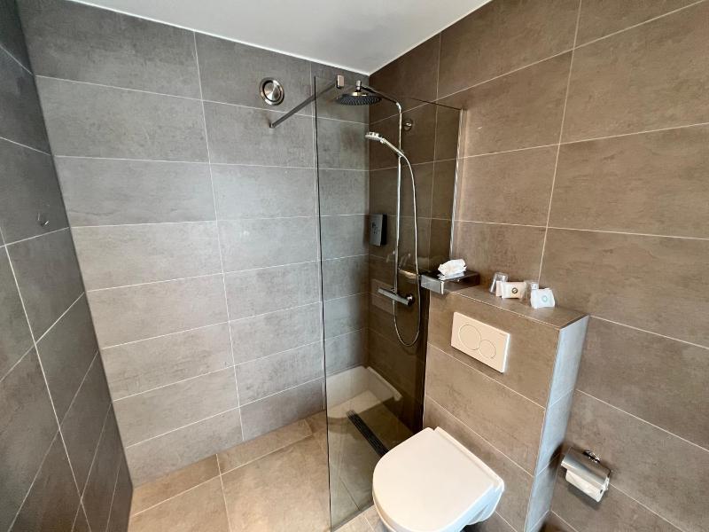 Deluxe Double Room image 4