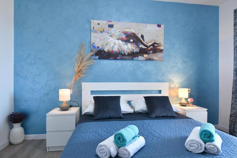 Apartment with Sea View image 3