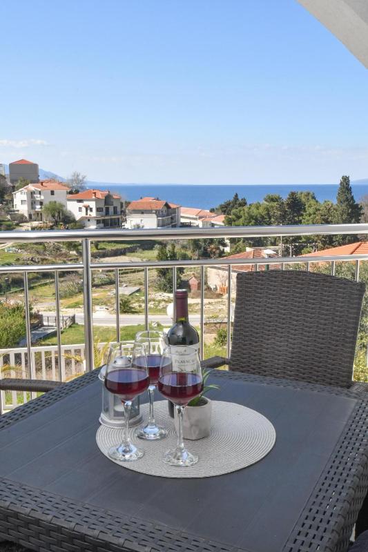 Apartment with Terrace image 1