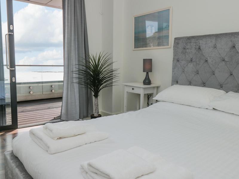 18 Abbey Sands - image 22
