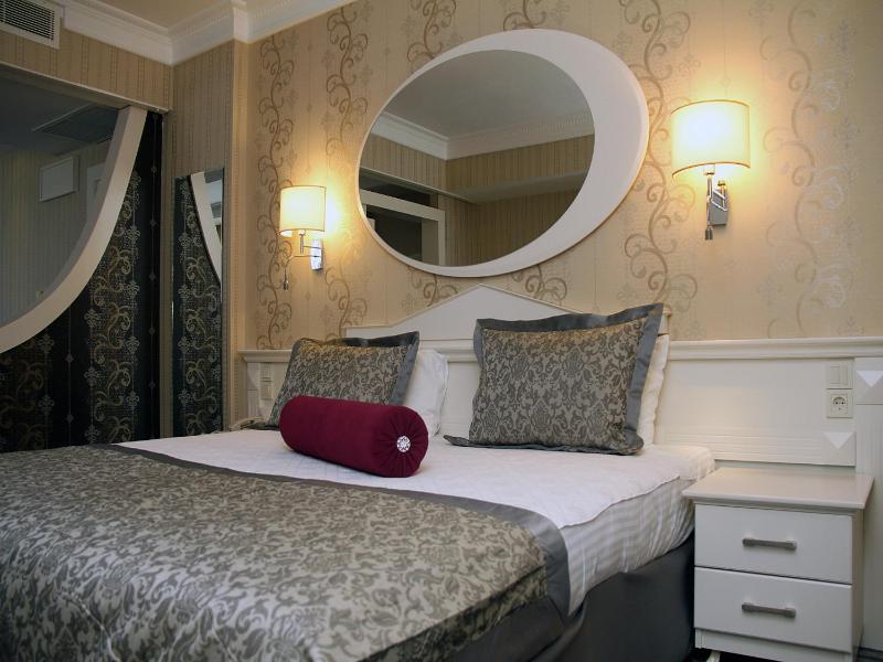 Standard Suite image 3