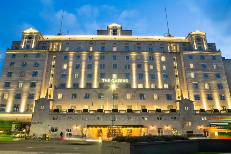 The Queens Hotel - image 1