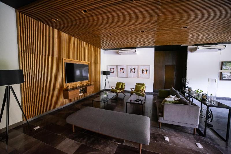 87978 DELUXE and unique 3BR condo by The Harbor Via Montejo - image 5