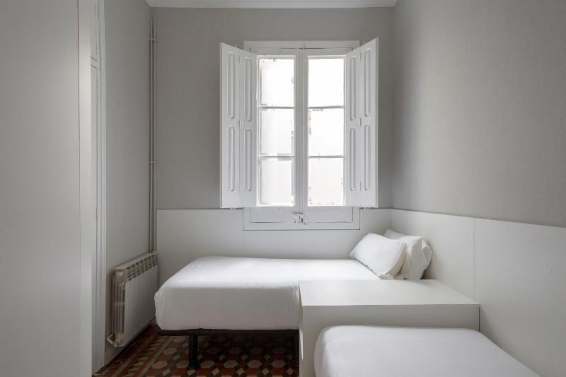 Executive Two-Bedroom Apartment image 4
