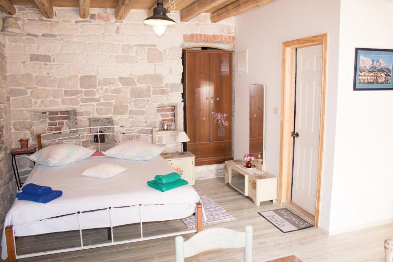 House Kvin - image 38
