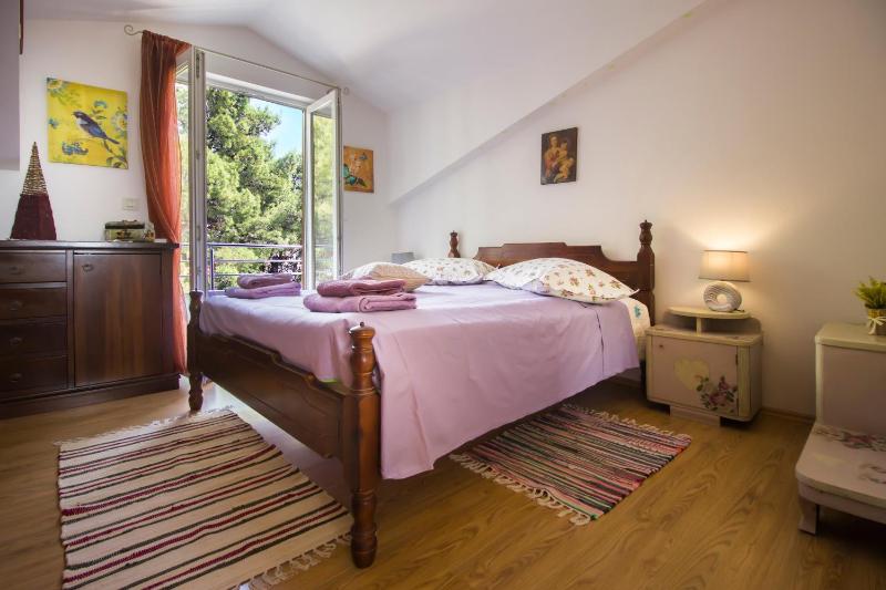 House Kvin - image 11