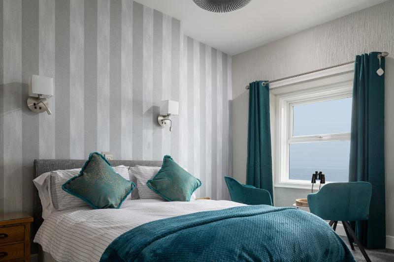King Room with Sea View image 1