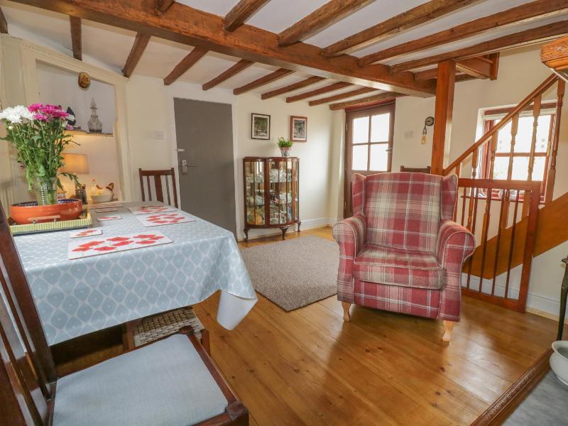 Rose Cottage - image 23