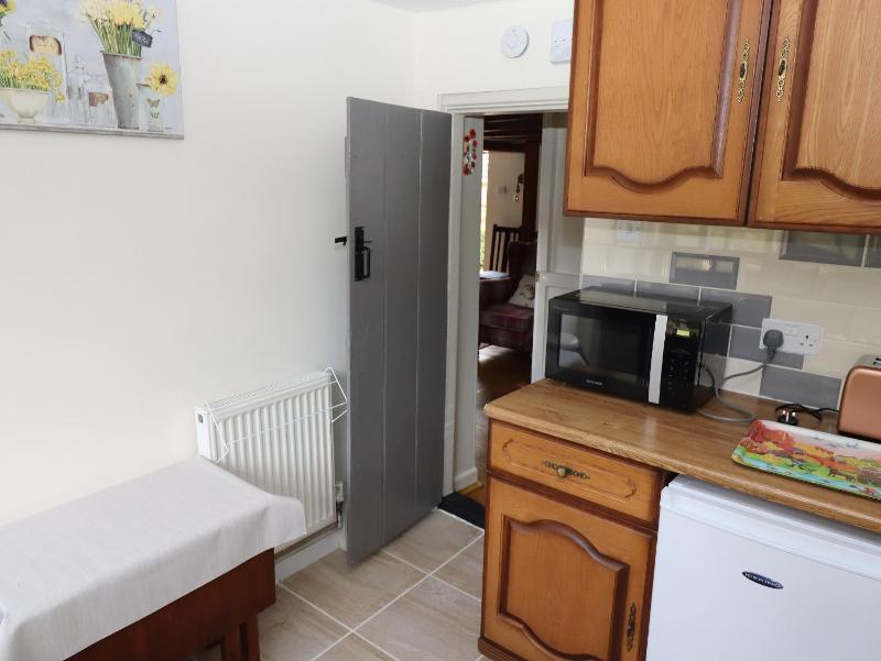 Rose Cottage - image 16