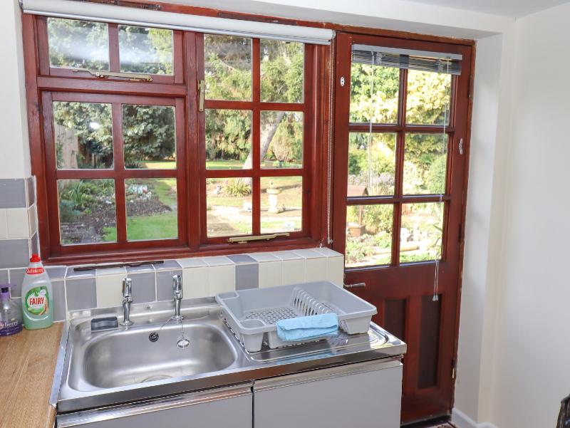 Rose Cottage - image 20