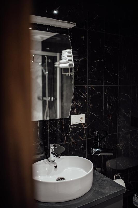 Old Riga Plaza Hotel - image 9