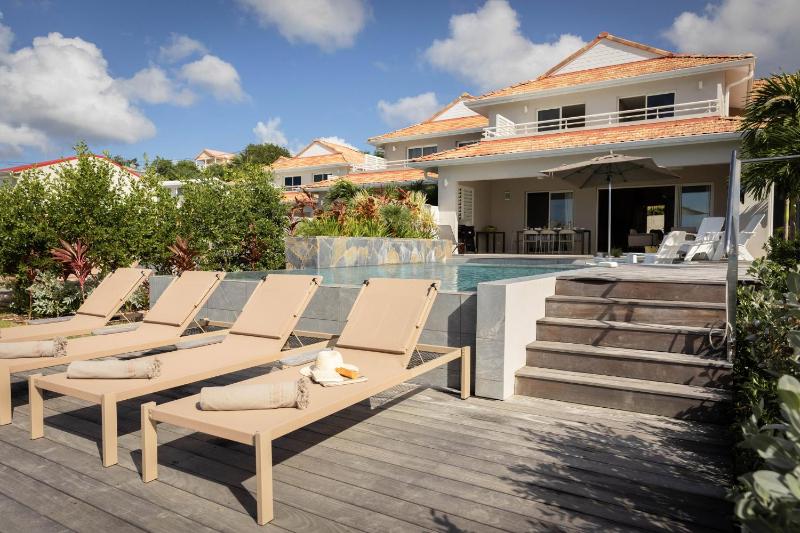 Eden Roc Villas - image 15