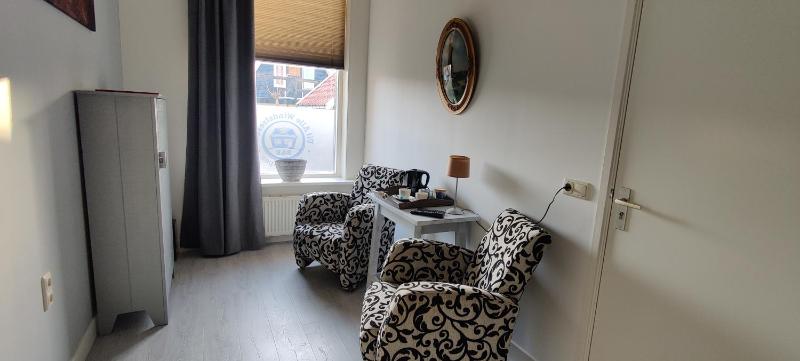 Double Room with Private External Bathroom image 4
