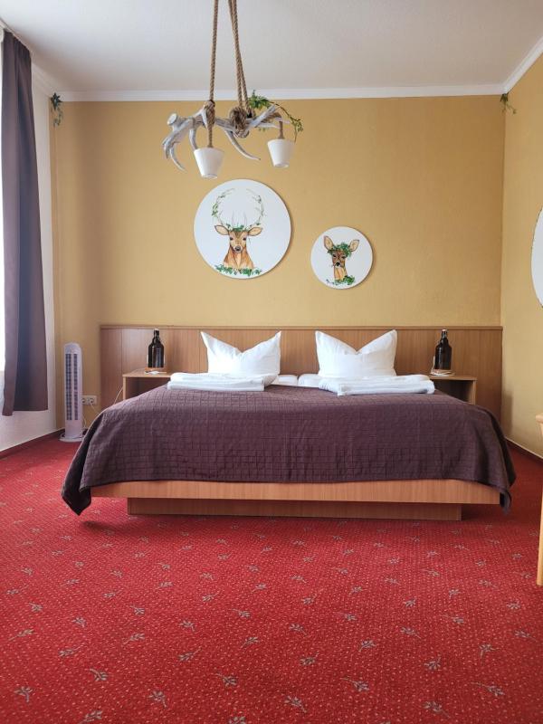 Double Room image 3