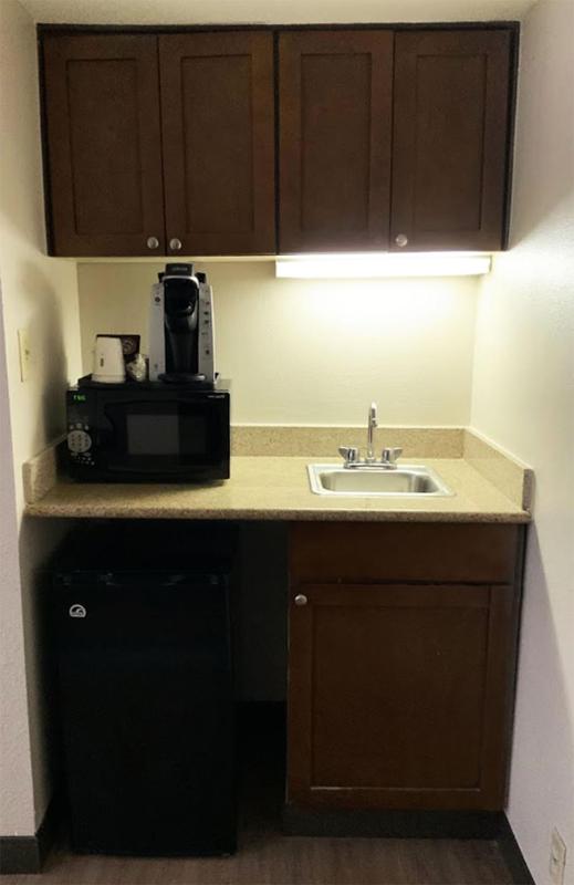 1 Kind Bed, Mobility Accessible Studio Suite, Non-Smoking image 1