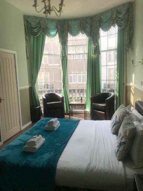 Superior Room image 1