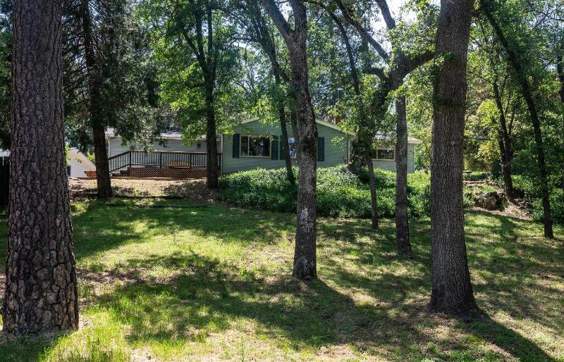 Three-Bedroom Holiday Home  image 3