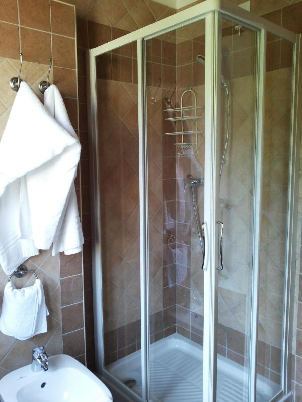 Double or Twin Room image 2