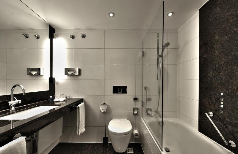 Classic Single Room image 4